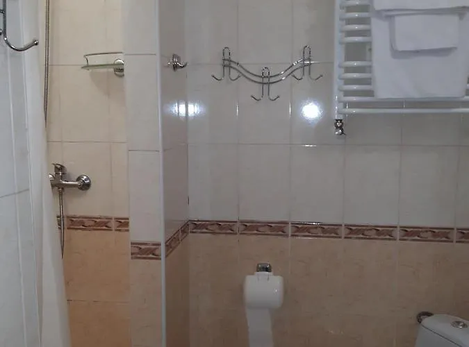Ra בית הארחה בוקובל